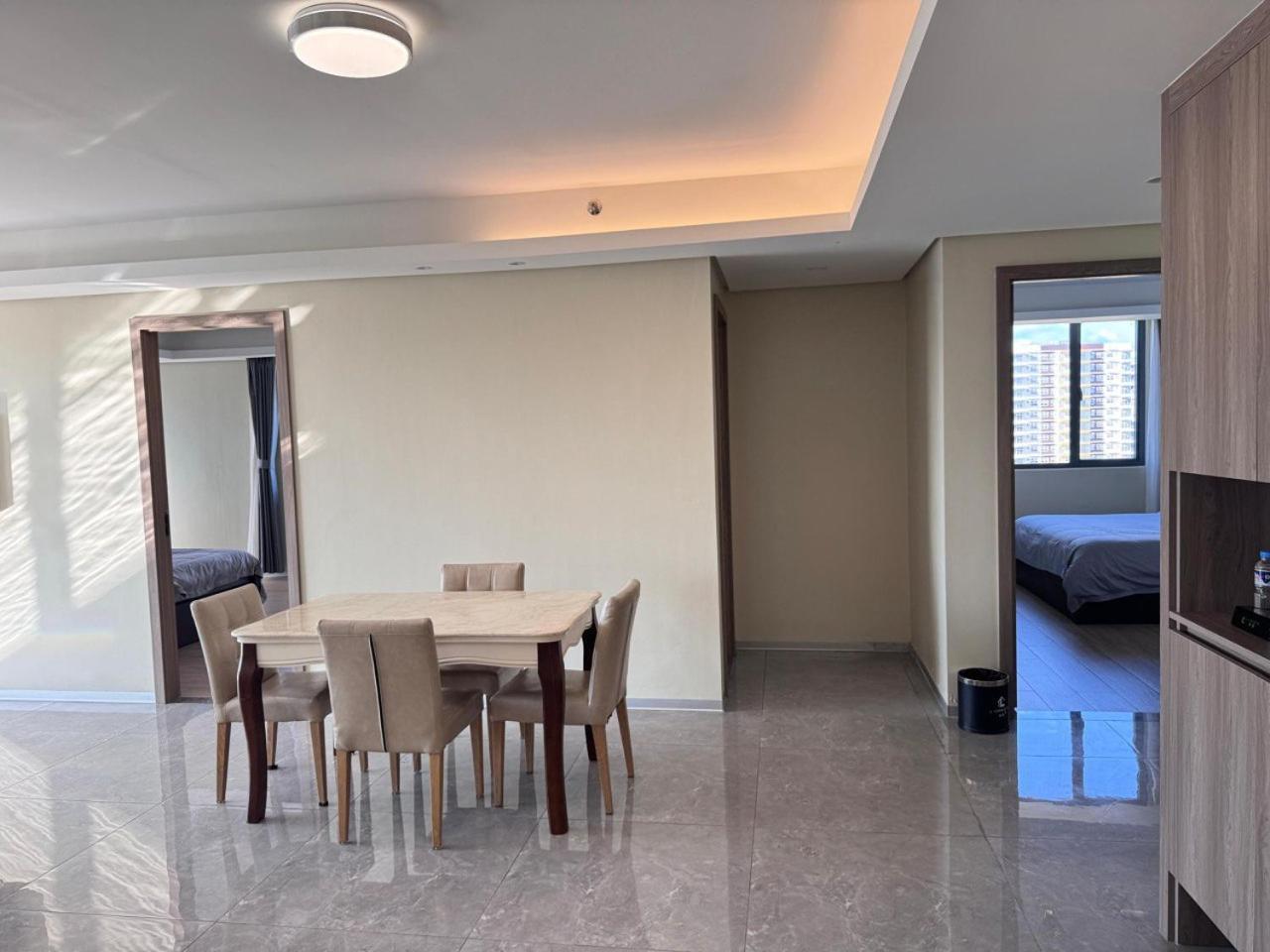 L Condotel Paranaque City Oda fotoğraf