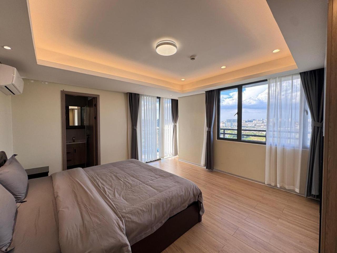 L Condotel Paranaque City Oda fotoğraf
