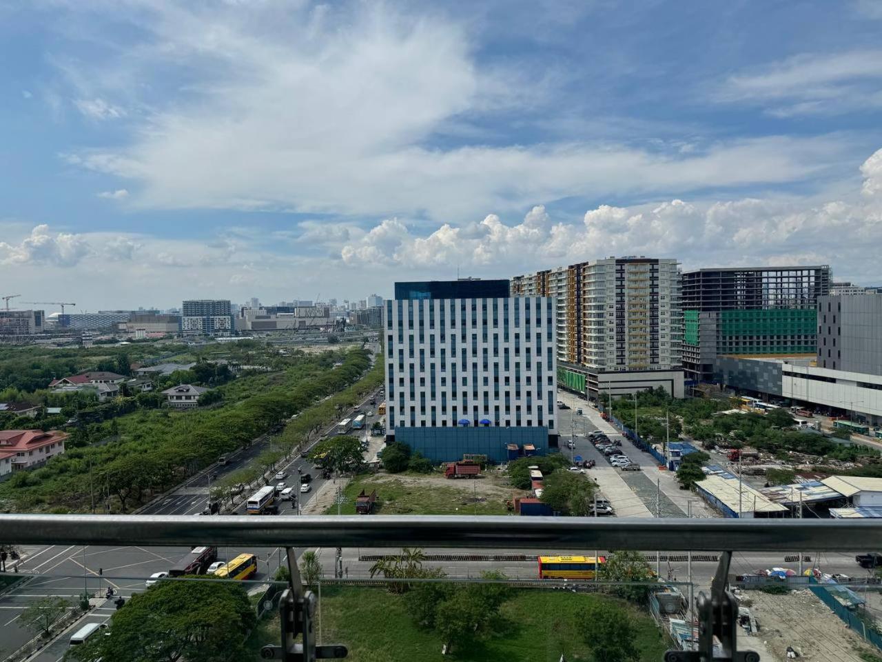 L Condotel Paranaque City Dış mekan fotoğraf