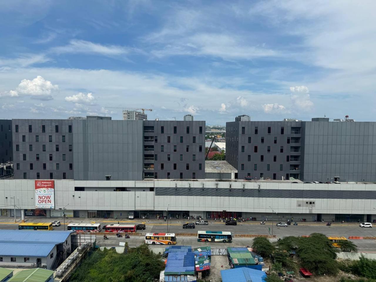 L Condotel Paranaque City Dış mekan fotoğraf