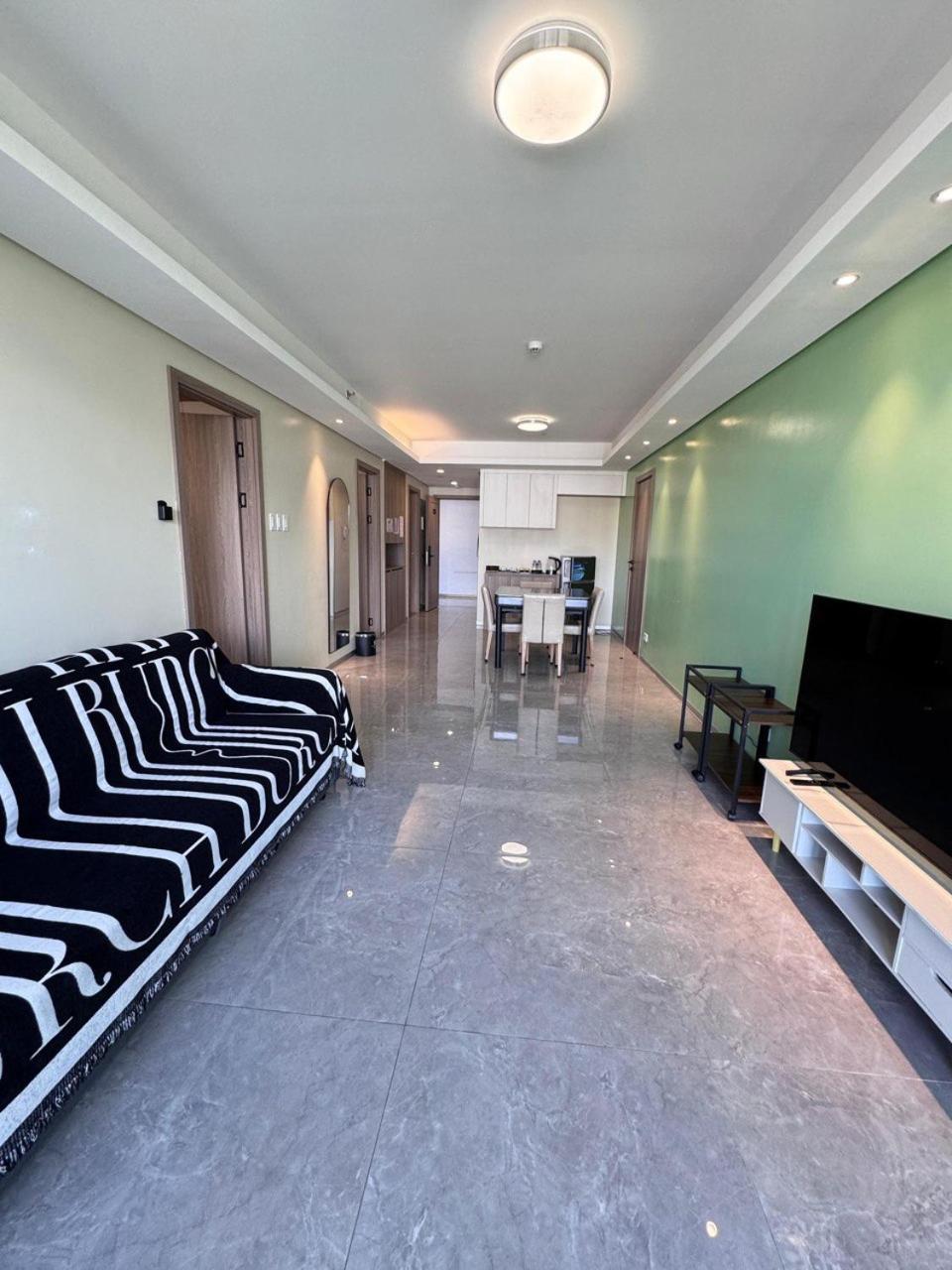 L Condotel Paranaque City Oda fotoğraf